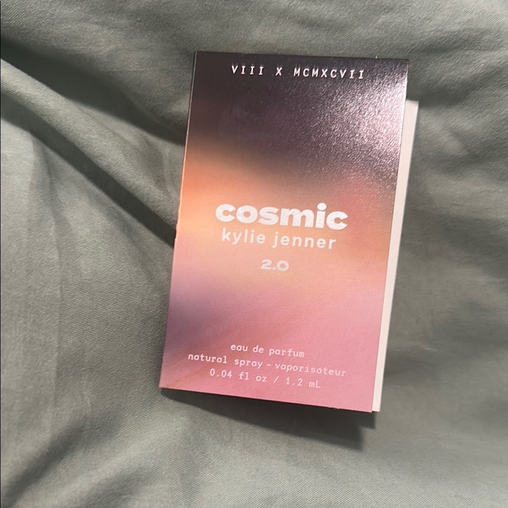 4/$15 Kylie Jenner cosmic 2.0 sample
